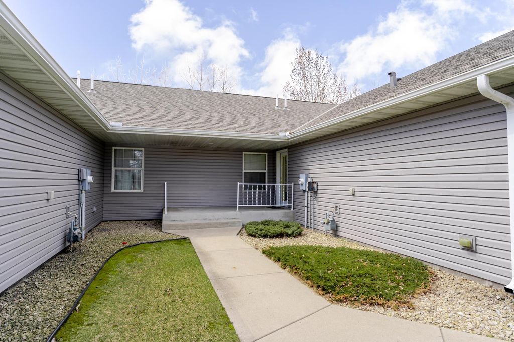 Photo of 11445 Nicholas Circle, Monticello, MN 55362 (MLS # 7056292)