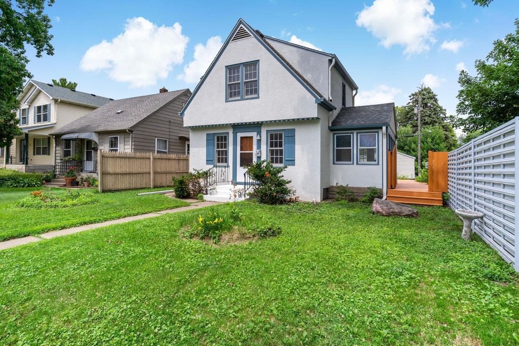 Photo of 1212 4th Street N, South Saint Paul, MN 55075 (MLS # 7062589)