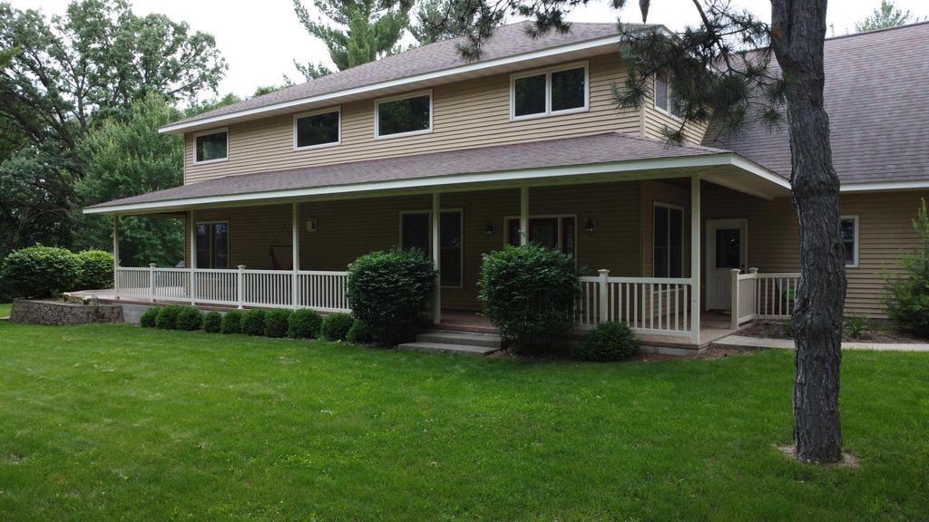 Photo of 300 Sugarloaf Parkway, Zumbrota, MN 55992 (MLS # 6743041)