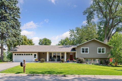 4929 Ridge Road Edina MN 55436