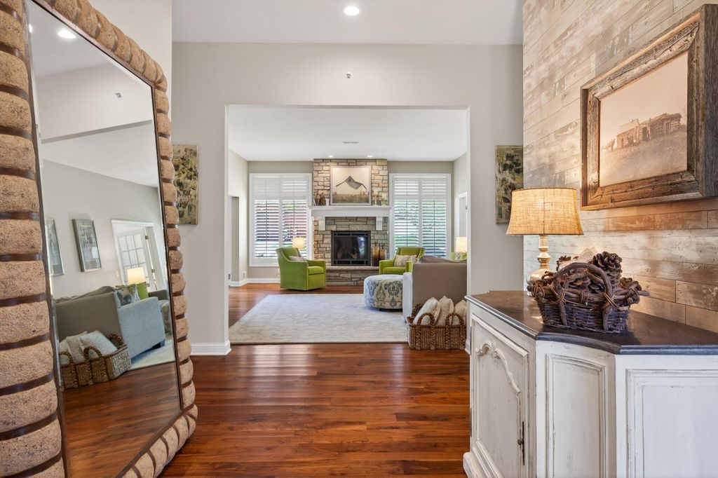 Photo of 10803 57th Avenue N, Plymouth, MN 55442 (MLS # 7063614)