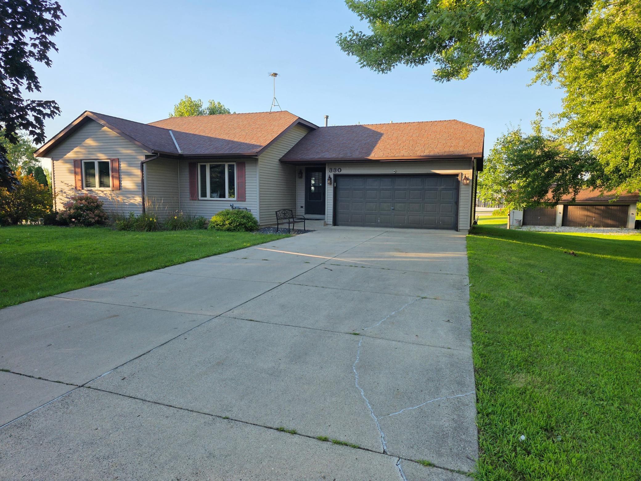 330 Arglen Drive