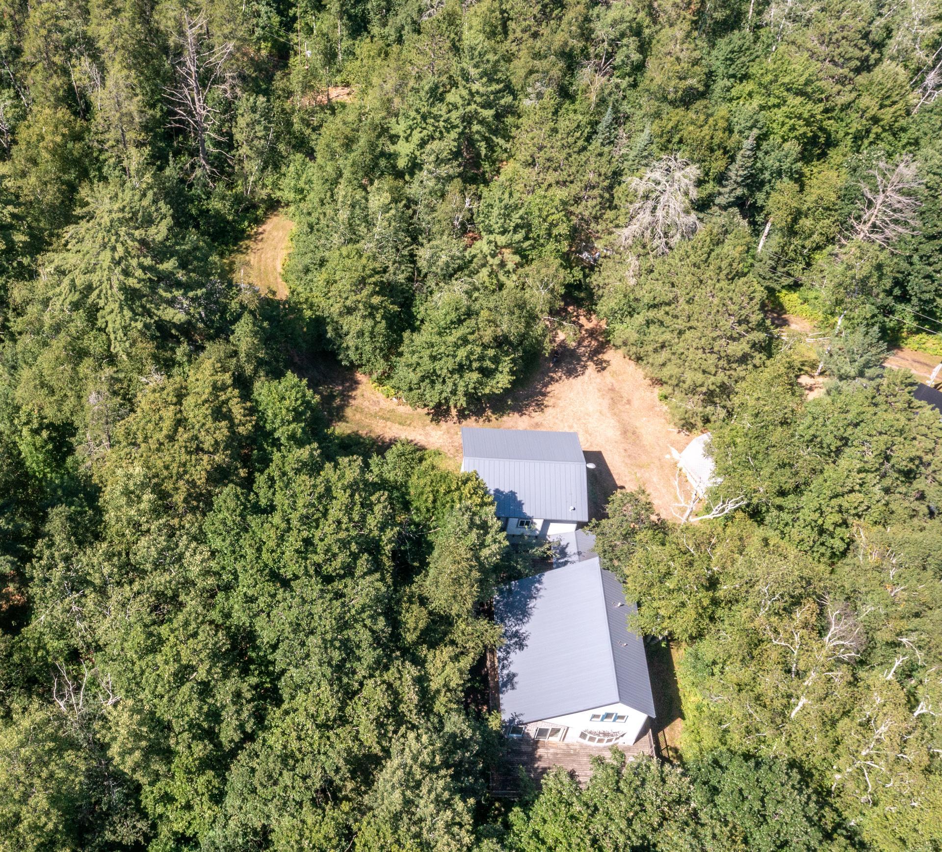 8815 Arrowhead Court