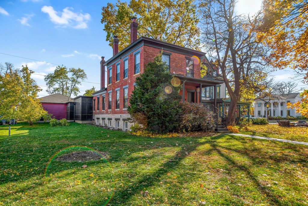 Photo of 53 Irvine Park, Saint Paul, MN 55102 (MLS # 7019256)