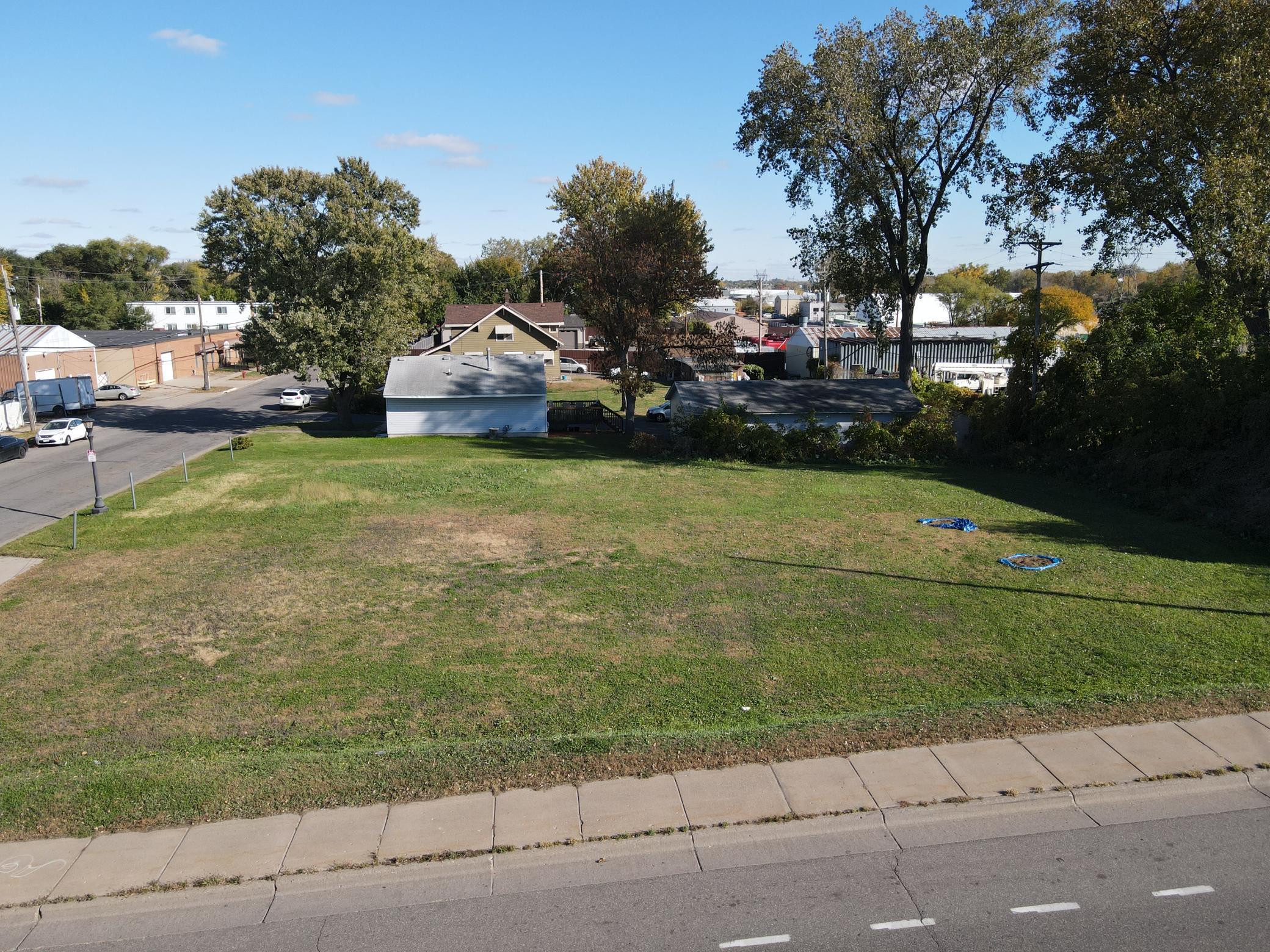 370 Atwater Street W