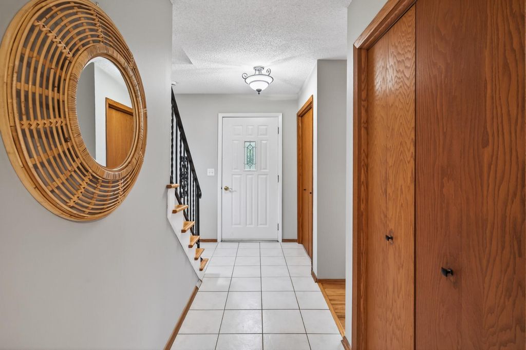 Photo of 6815 Irving Avenue S, Richfield, MN 55423 (MLS # 6814093)