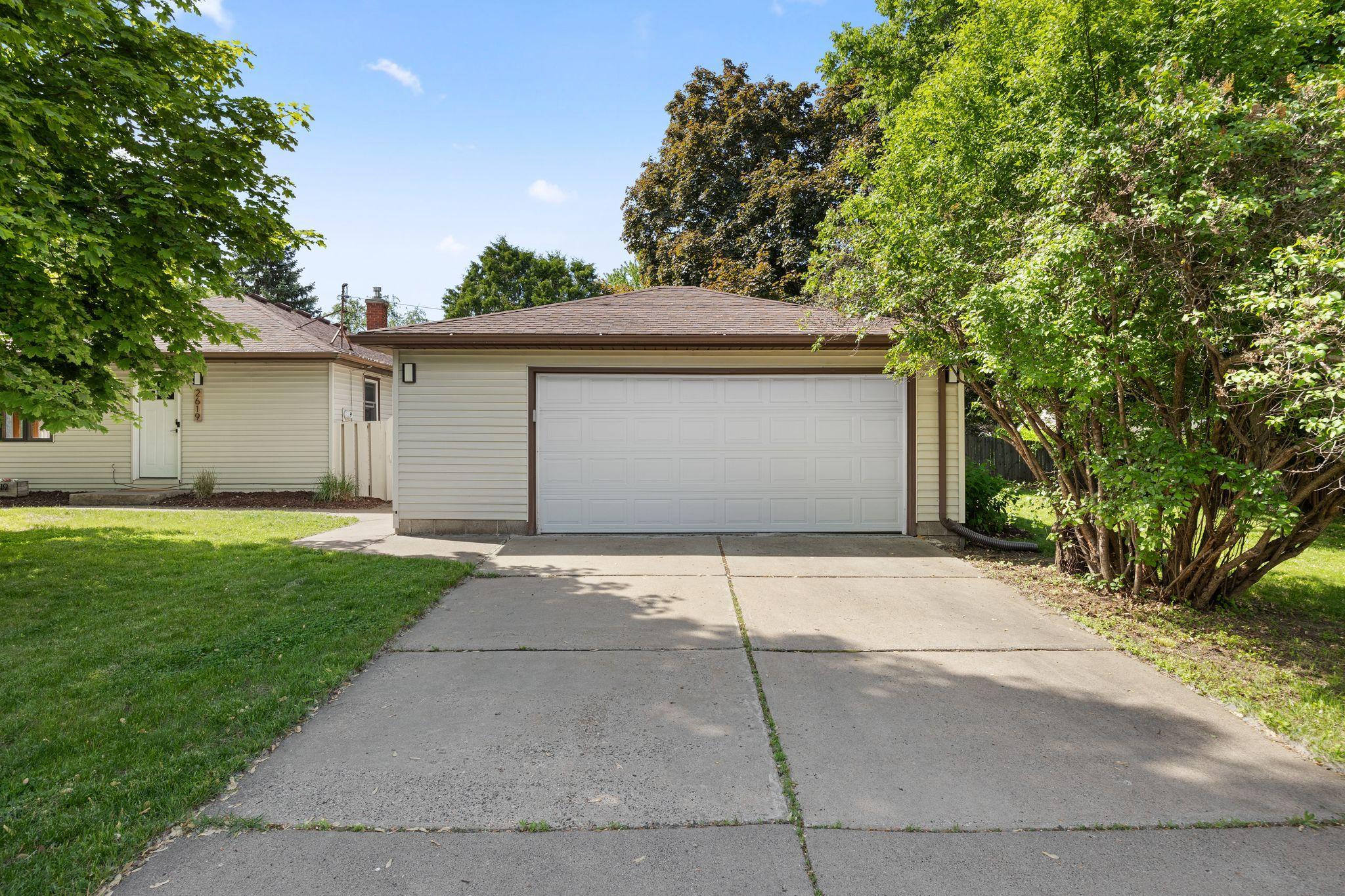 2619 Herschel Street