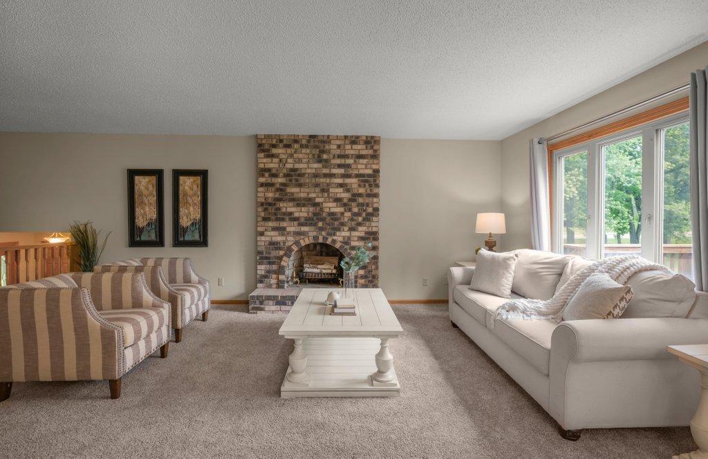 10221 Jeffery Lane