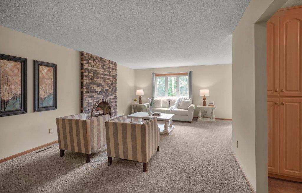 10221 Jeffery Lane