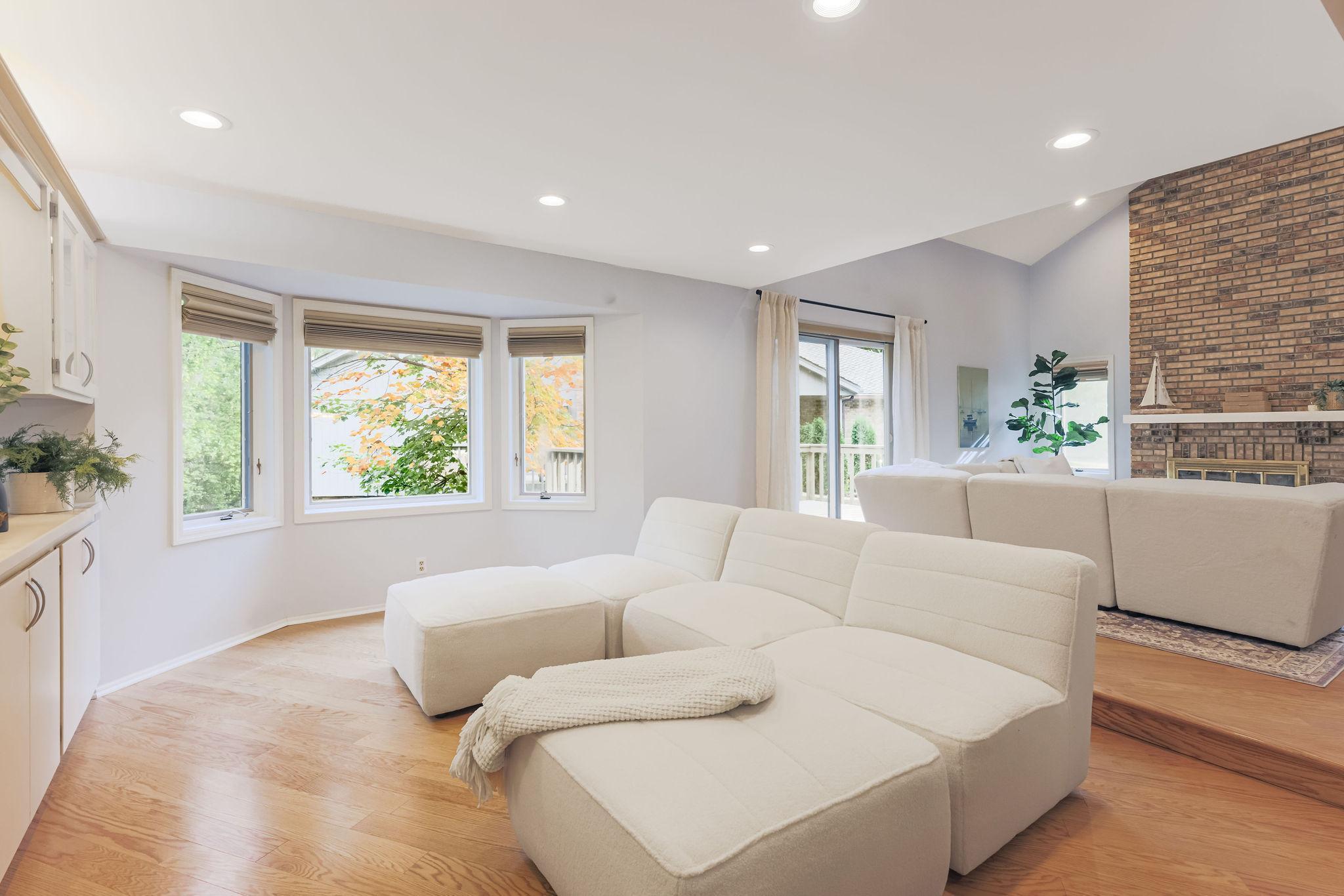 1148 Hollybrook Drive