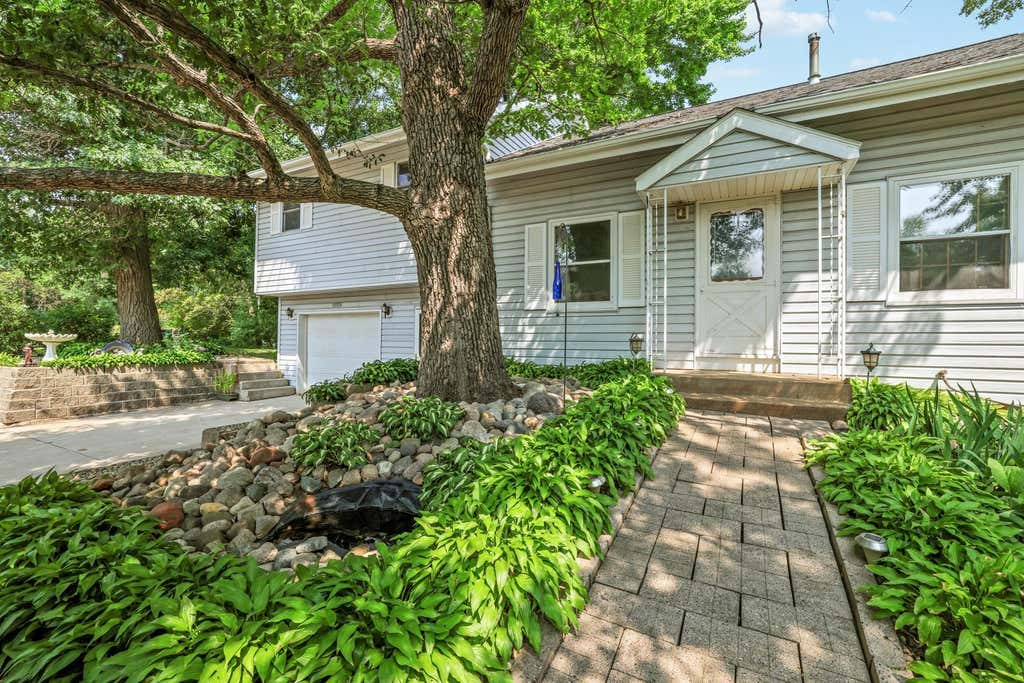 Photo of 10574 Arnold Circle NW, Monticello, MN 55362 (MLS # 7126161)