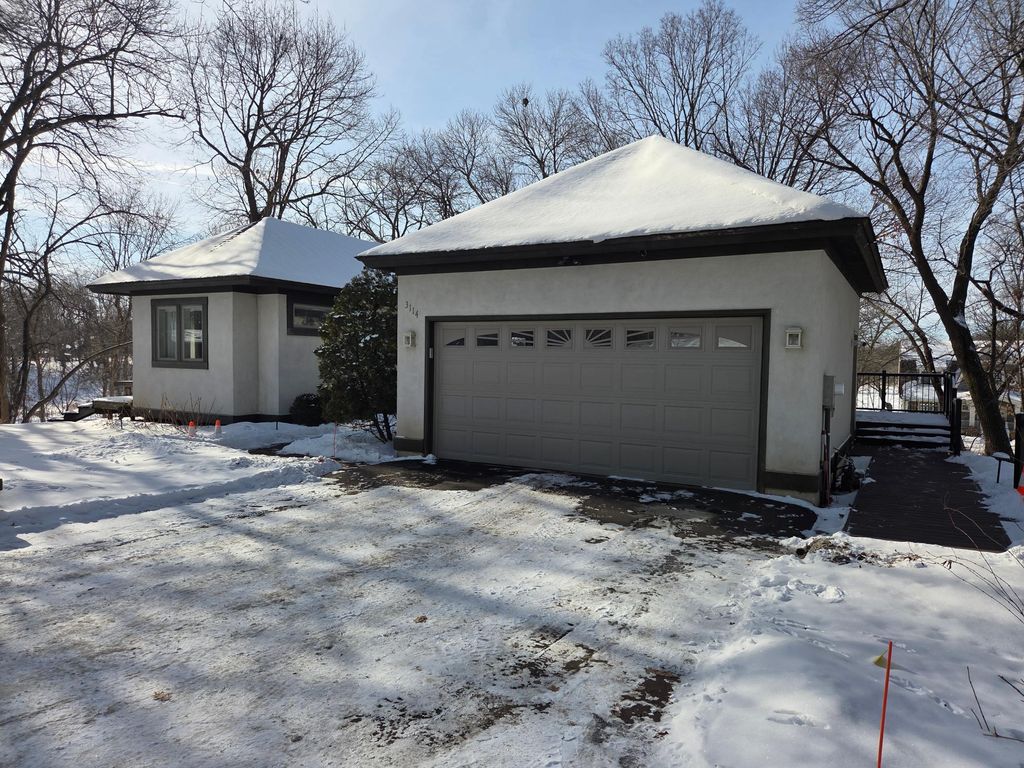 Photo of 3114 County Road 101 S, Wayzata, MN 55391 (MLS # 7016323)