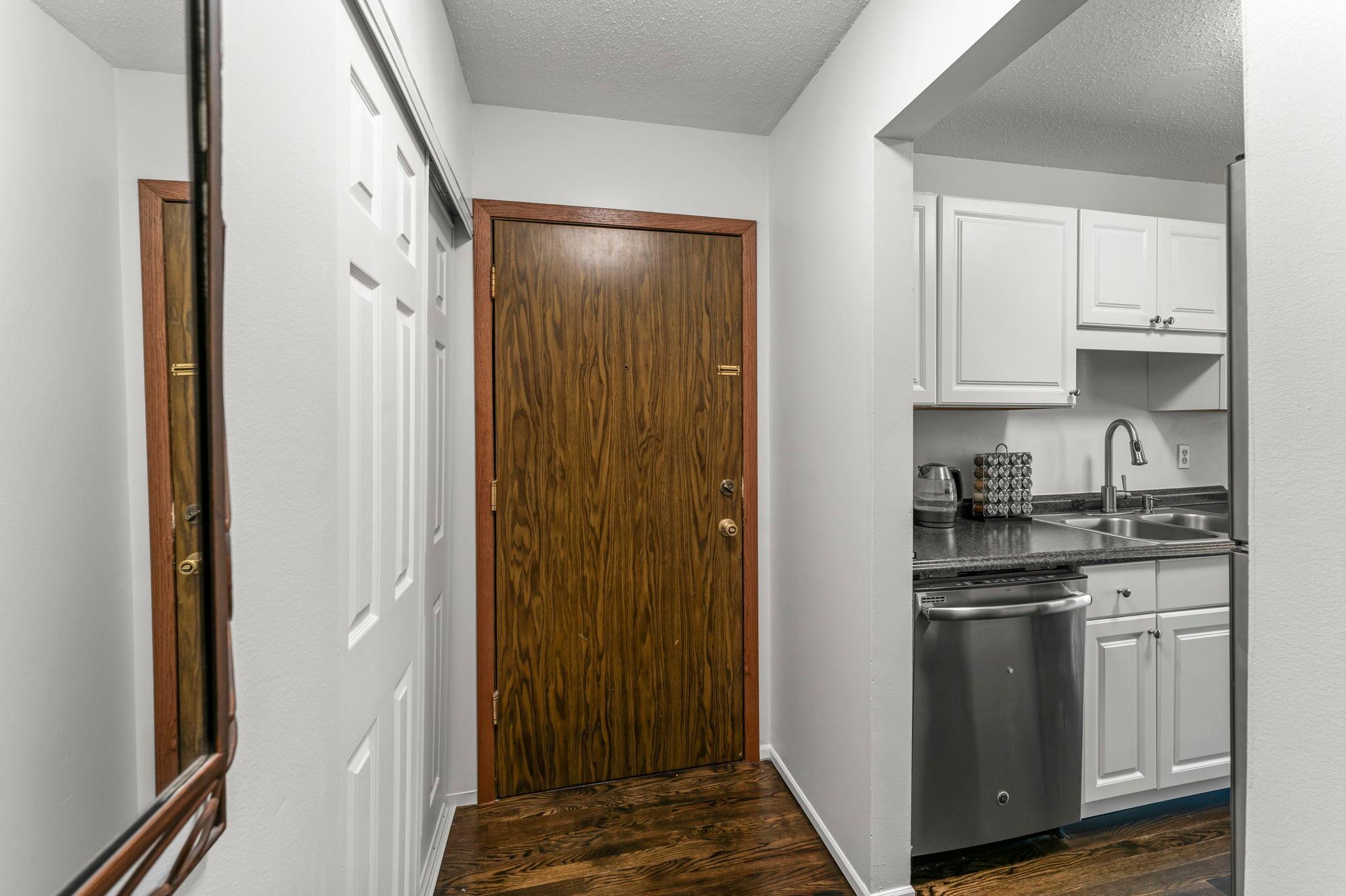 806 Old Settlers Trail 8