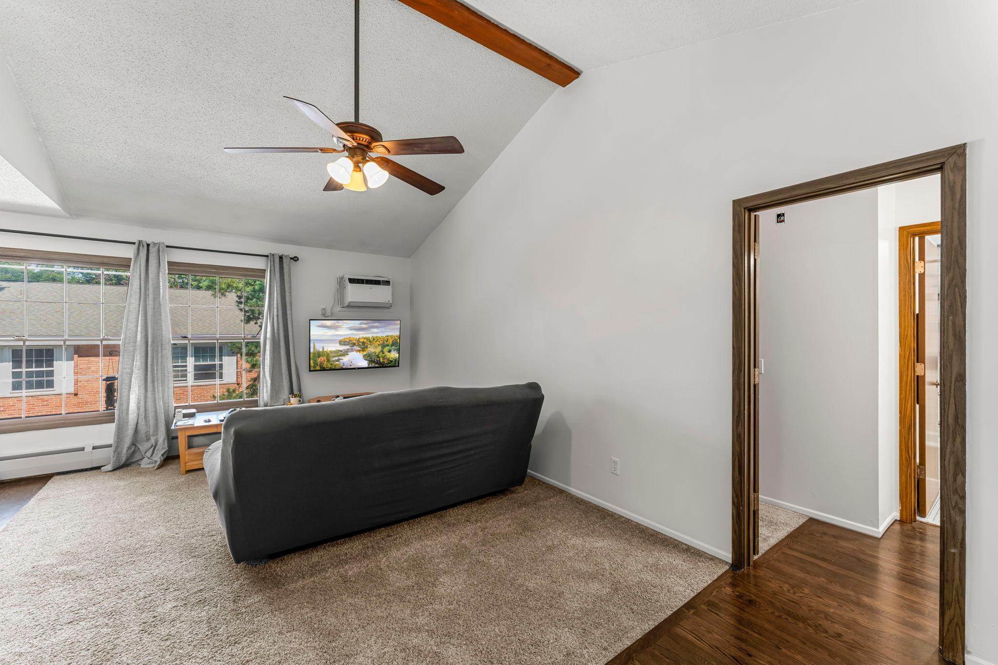 806 Old Settlers Trail 8