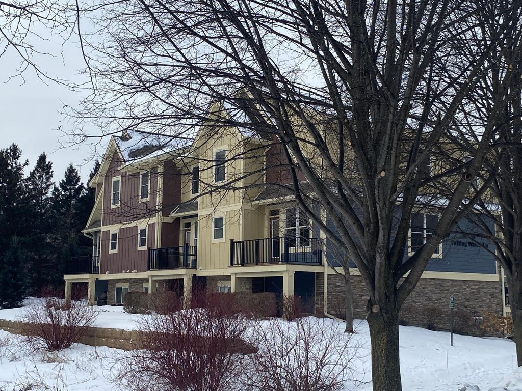 Photo of 10759 Falling Water Lane #B, Woodbury, MN 55129 (MLS # 7016882)