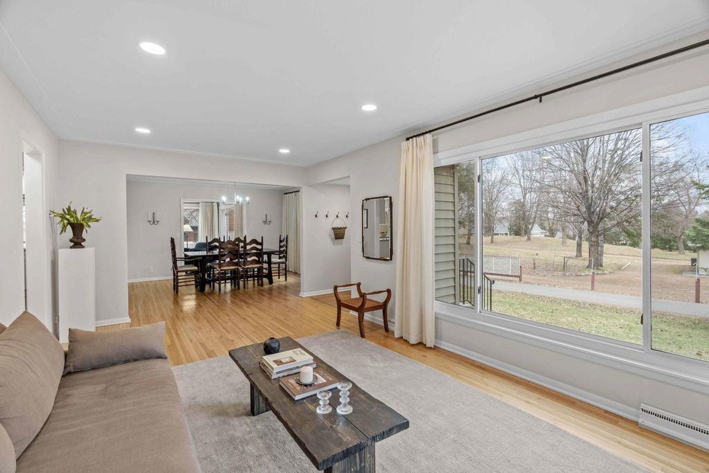 Photo of 8508 Waters Edge Drive, Chanhassen, MN 55317 (MLS # 7025421)