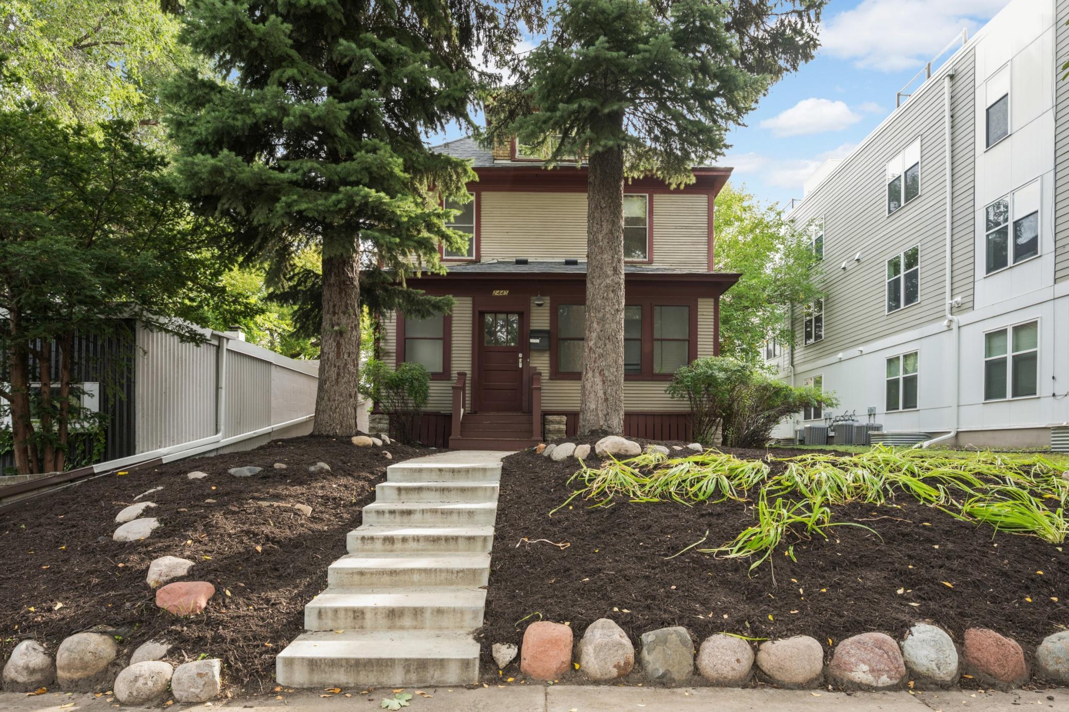 2445 Lyndale Avenue S