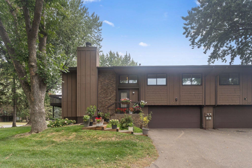 Photo of 1258 Bridle Path Court, White Bear Lake, MN 55110 (MLS # 7132603)