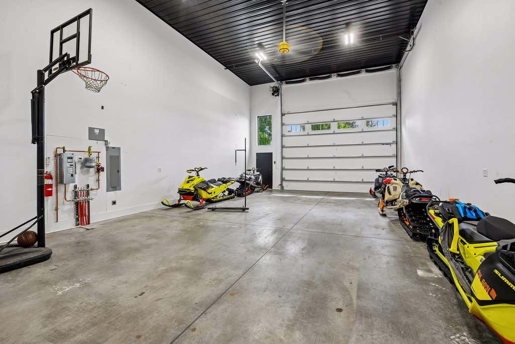 Photo of 3500 Arrowhead Drive #6, Medina, MN 55340 (MLS # 7116996)