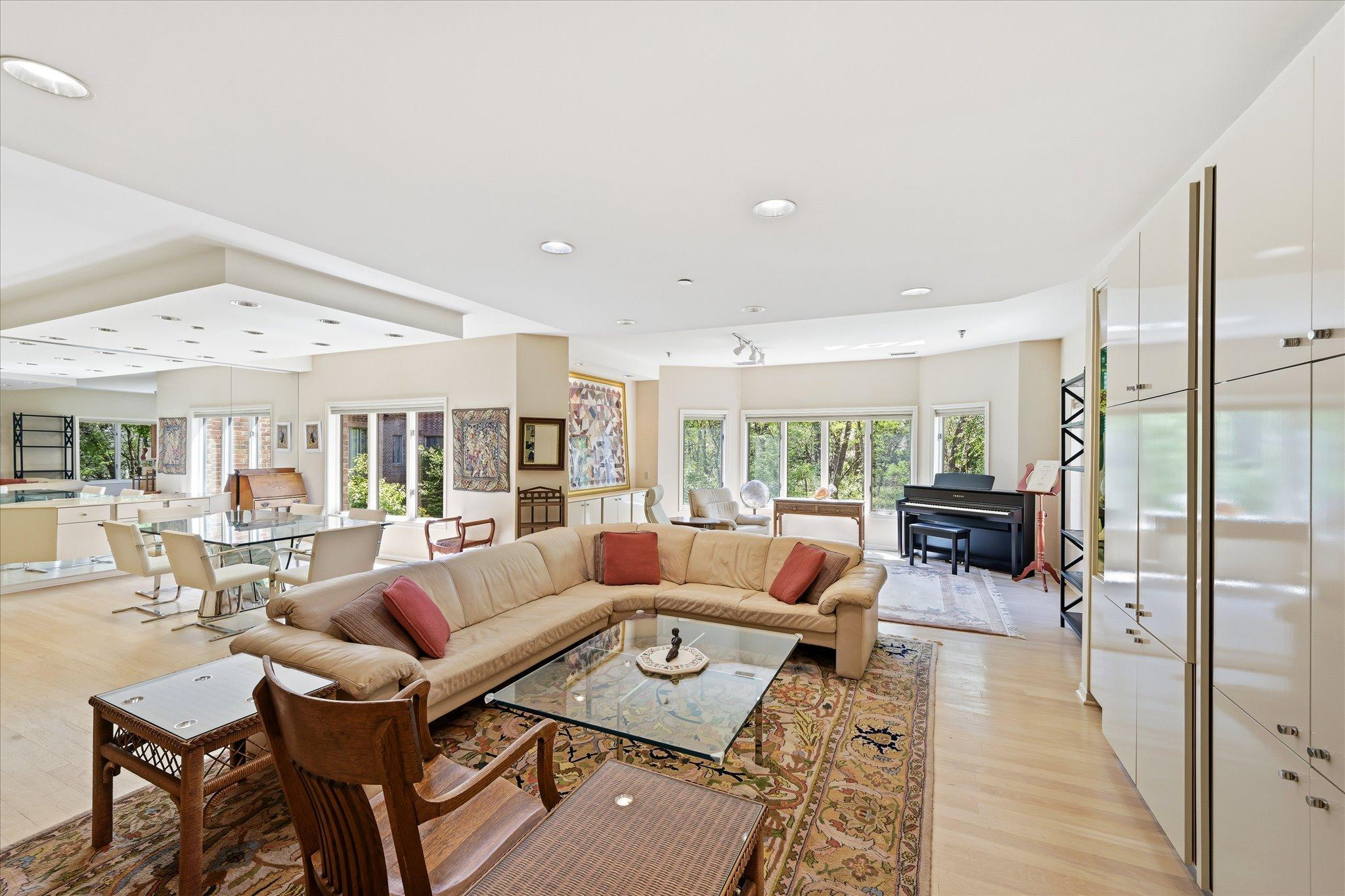 3531 Oakton Drive 2005