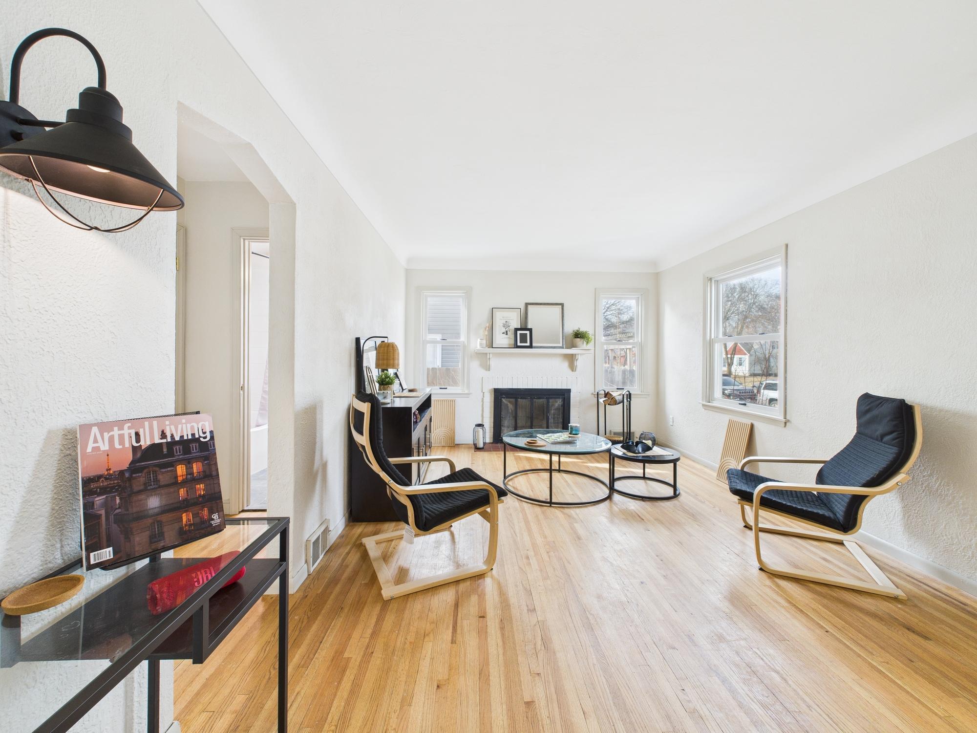 1628 Arlington Avenue E