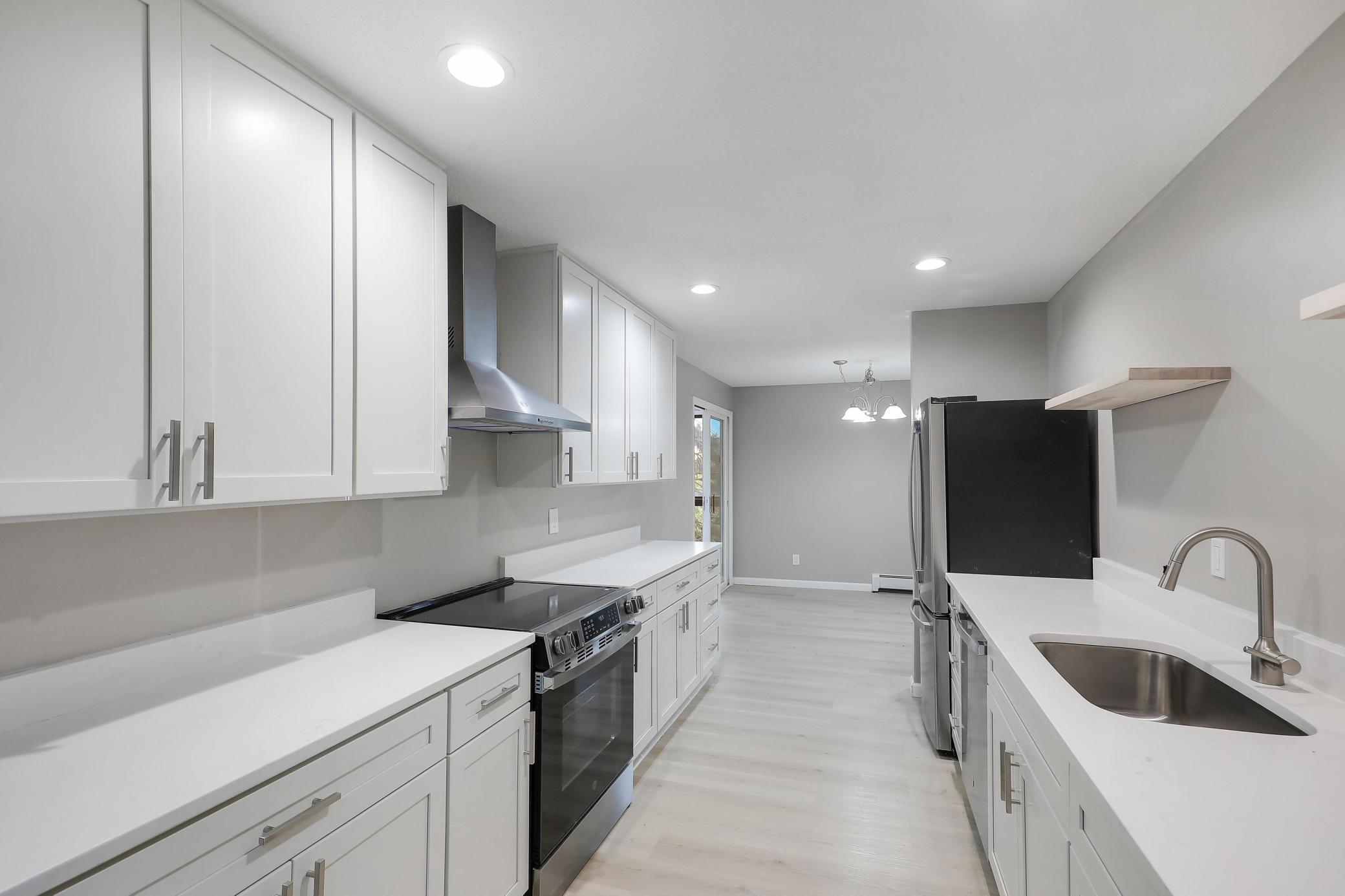 2485 Canabury Drive 211