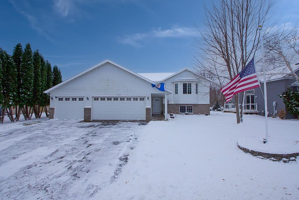 Photo of 1416 Hillside Court, Sauk Rapids, MN 56379 (MLS # 6818922)