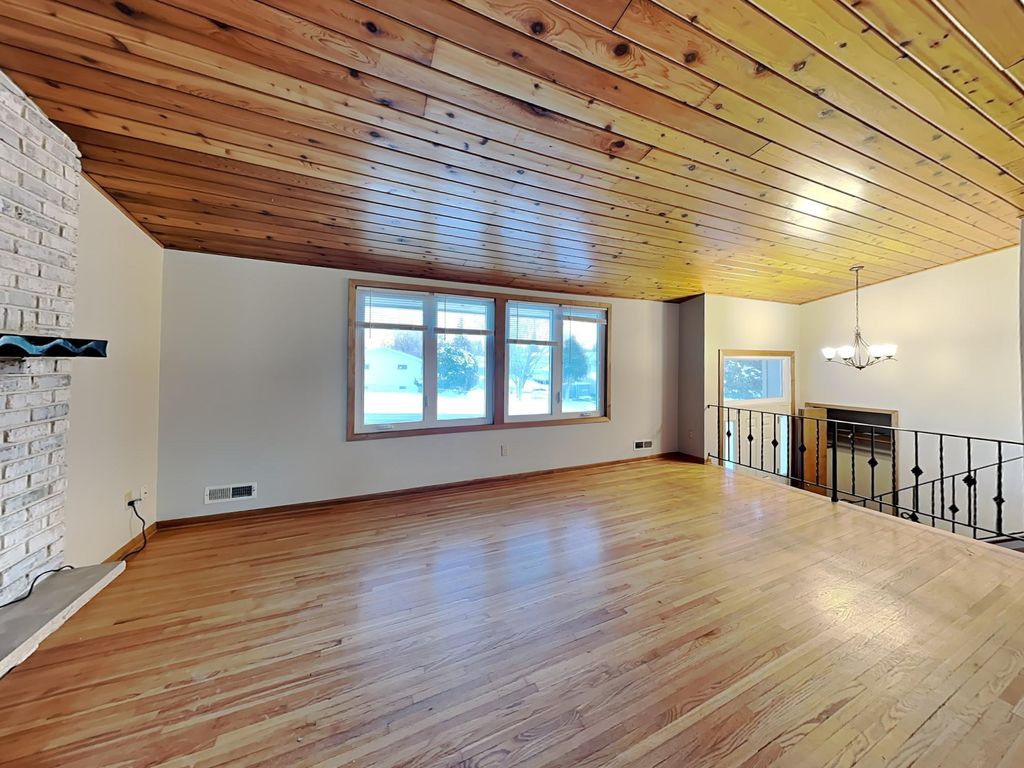 Photo of 9241 34th Avenue N, New Hope, MN 55427 (MLS # 7036858)