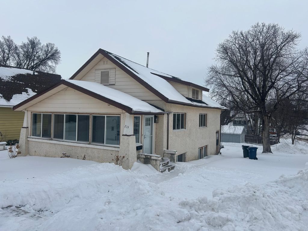 Photo of 219 E Vasa Avenue, Fergus Falls, MN 56537 (MLS # 7015795)