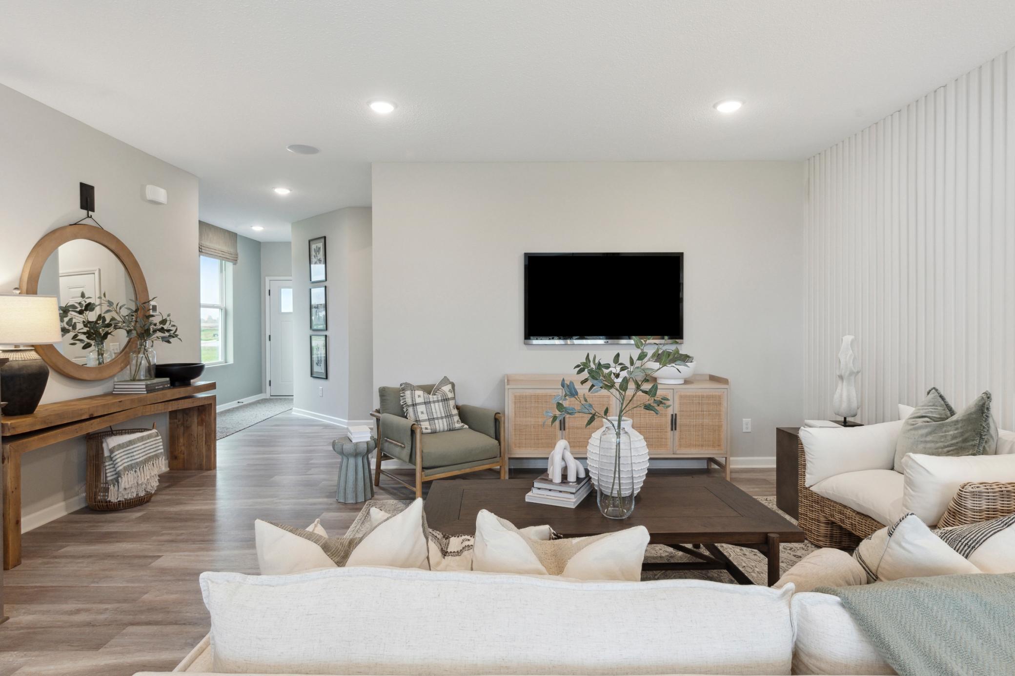 14984 Avondale View