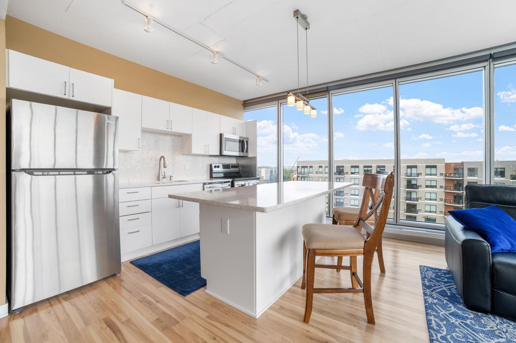 Photo of 8151 33rd Avenue S #706, Bloomington, MN 55425 (MLS # 7024571)