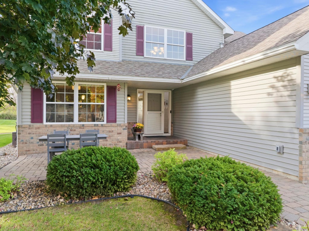 Photo of 1613 Pinnacle Drive, Dundas, MN 55019 (MLS # 7162313)