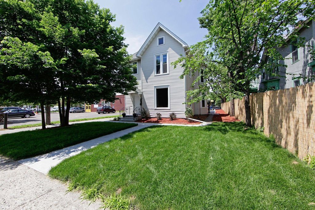 Photo of 1926 15th Avenue S, Minneapolis, MN 55404 (MLS # 7060996)