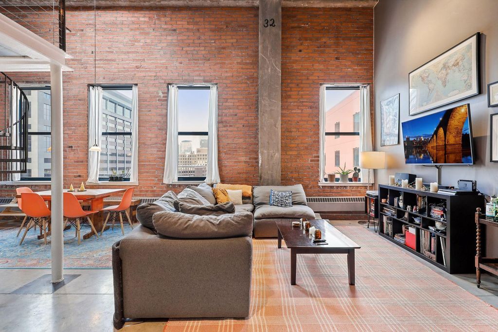 Photo of 250 Park Avenue S #708, Minneapolis, MN 55415 (MLS # 7015848)