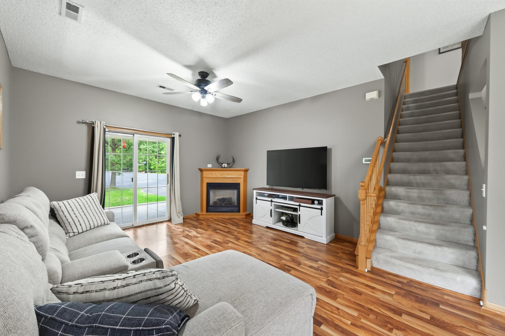 7803 Oak Court