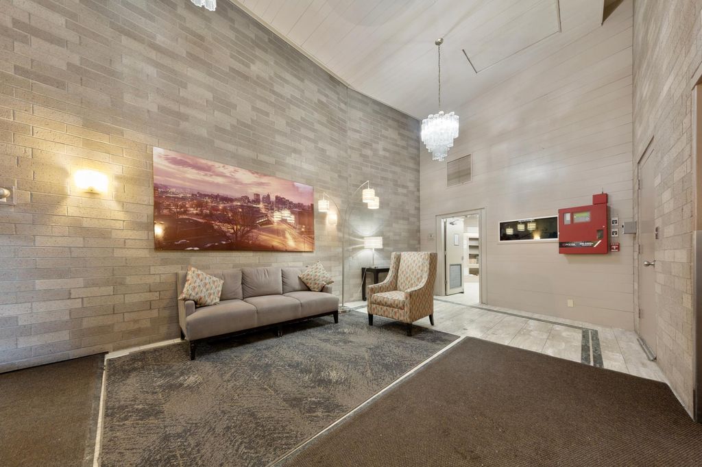 Photo of 66 9th Street E #2516, Saint Paul, MN 55101 (MLS # 7017410)