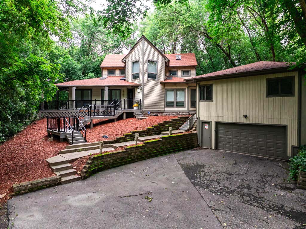 Photo of 2730 Orchard Lane, Excelsior, MN 55331 (MLS # 7117847)