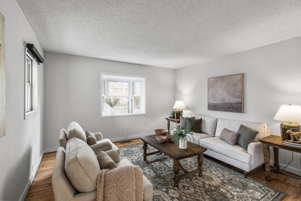 Photo of 633 Polk Street NE, Minneapolis, MN 55413 (MLS # 7139316)