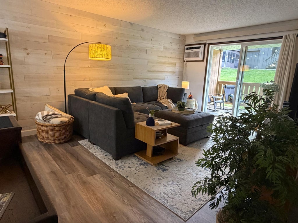 Photo of 125 Kingswood Drive #1G, Red Wing, MN 55066 (MLS # 7151719)