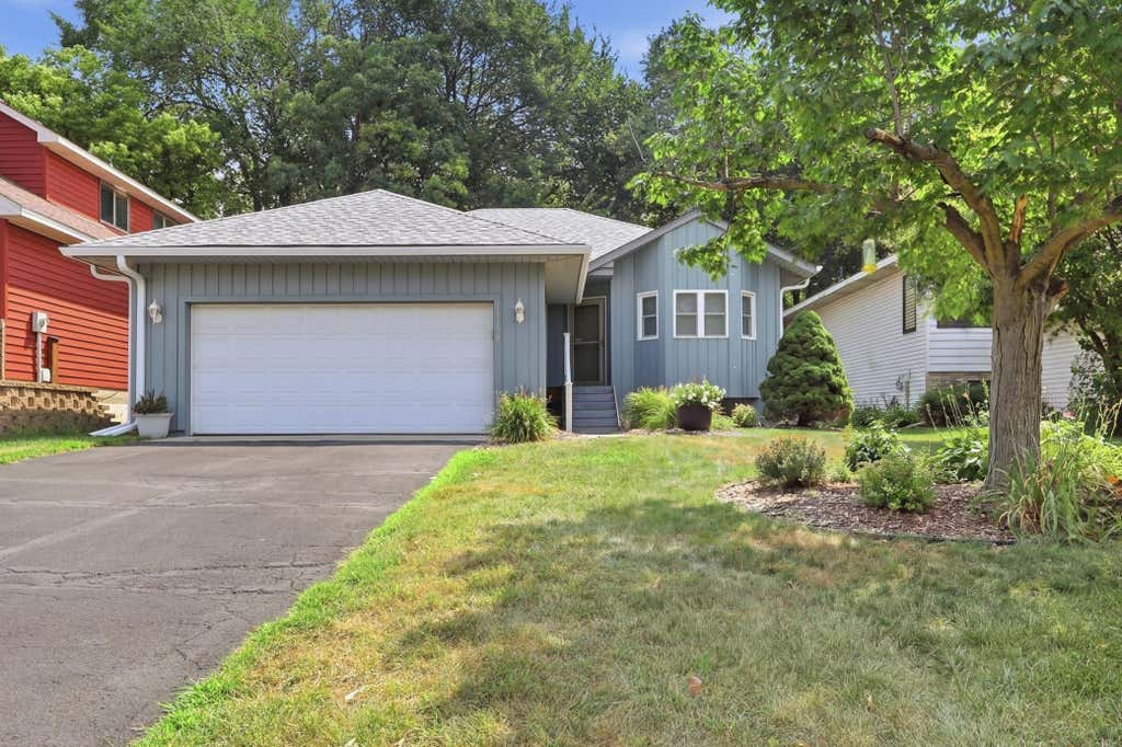 Photo of 13150 Fordham Court, Apple Valley, MN 55124 (MLS # 7110708)