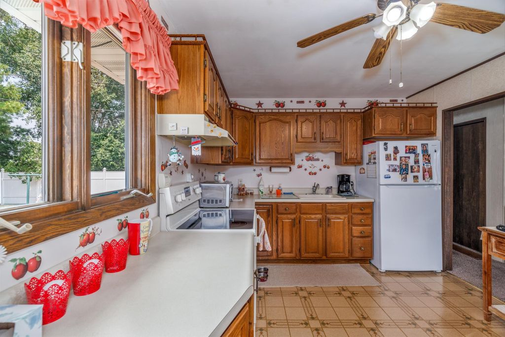 Photo of 61 Birch Boulevard, Babbitt, MN 55706 (MLS # 7117330)
