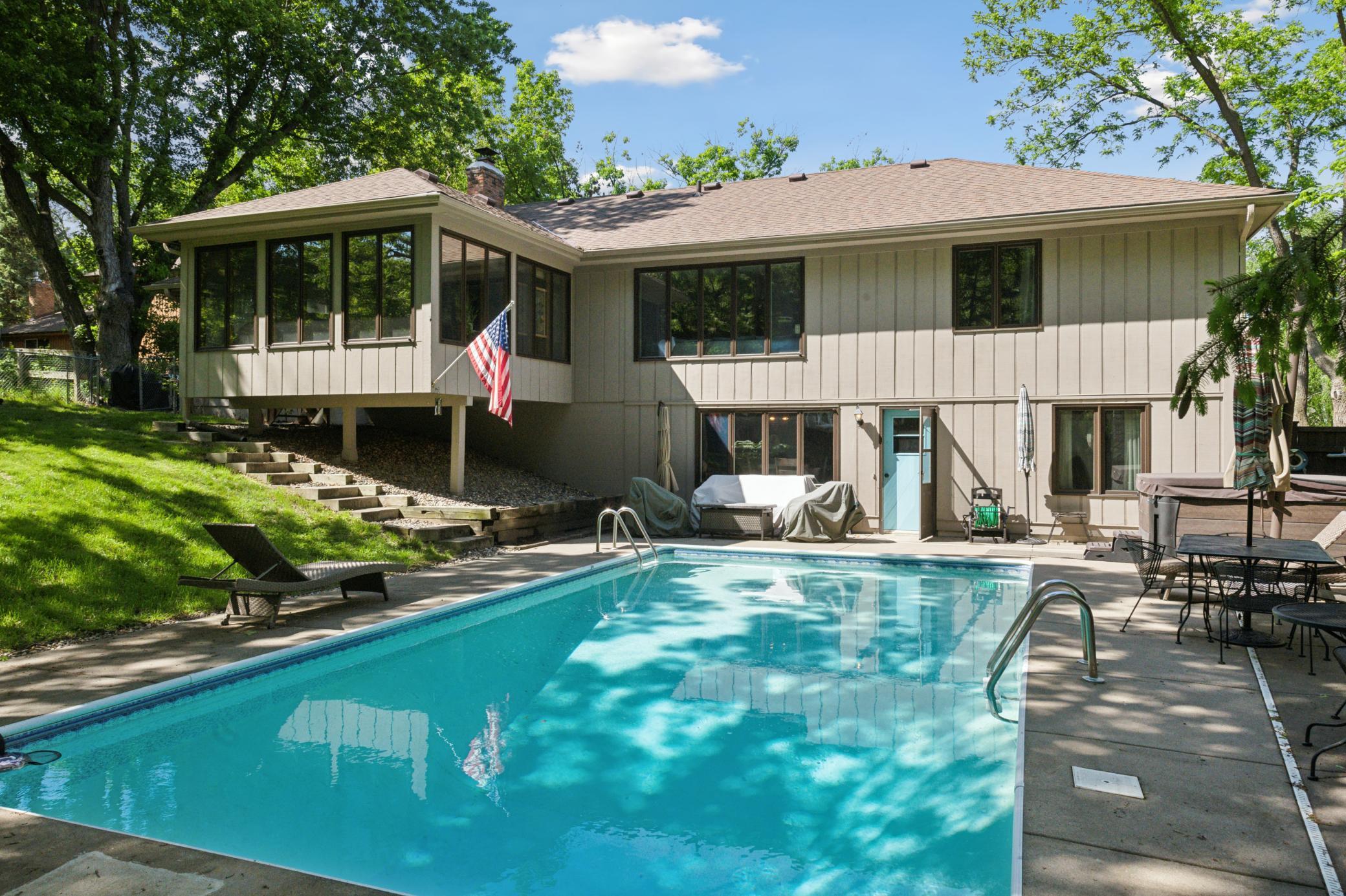 16201 Hillcrest Lane