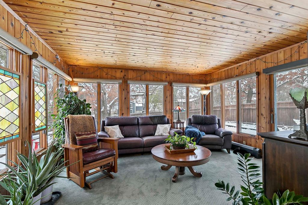 Photo of 16201 Hillcrest Lane Ln, Eden Prairie, MN 55346 (MLS # 6815786)