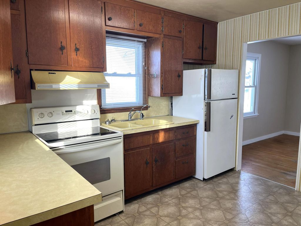 Photo of 714 Tilden Street, Fairmont, MN 56031 (MLS # 7015832)