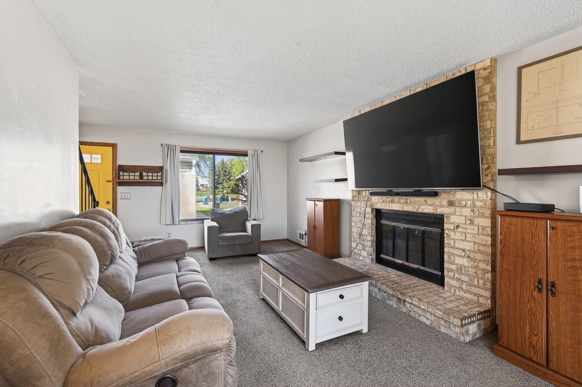 4505 Orchid Circle