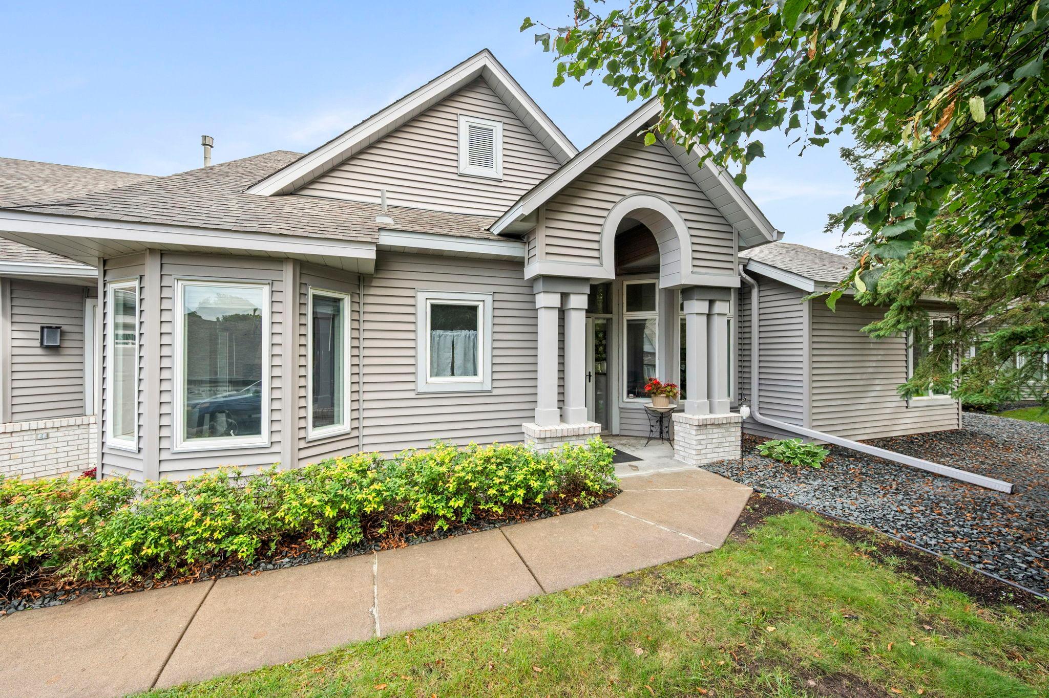 2530 Sumac Ridge
