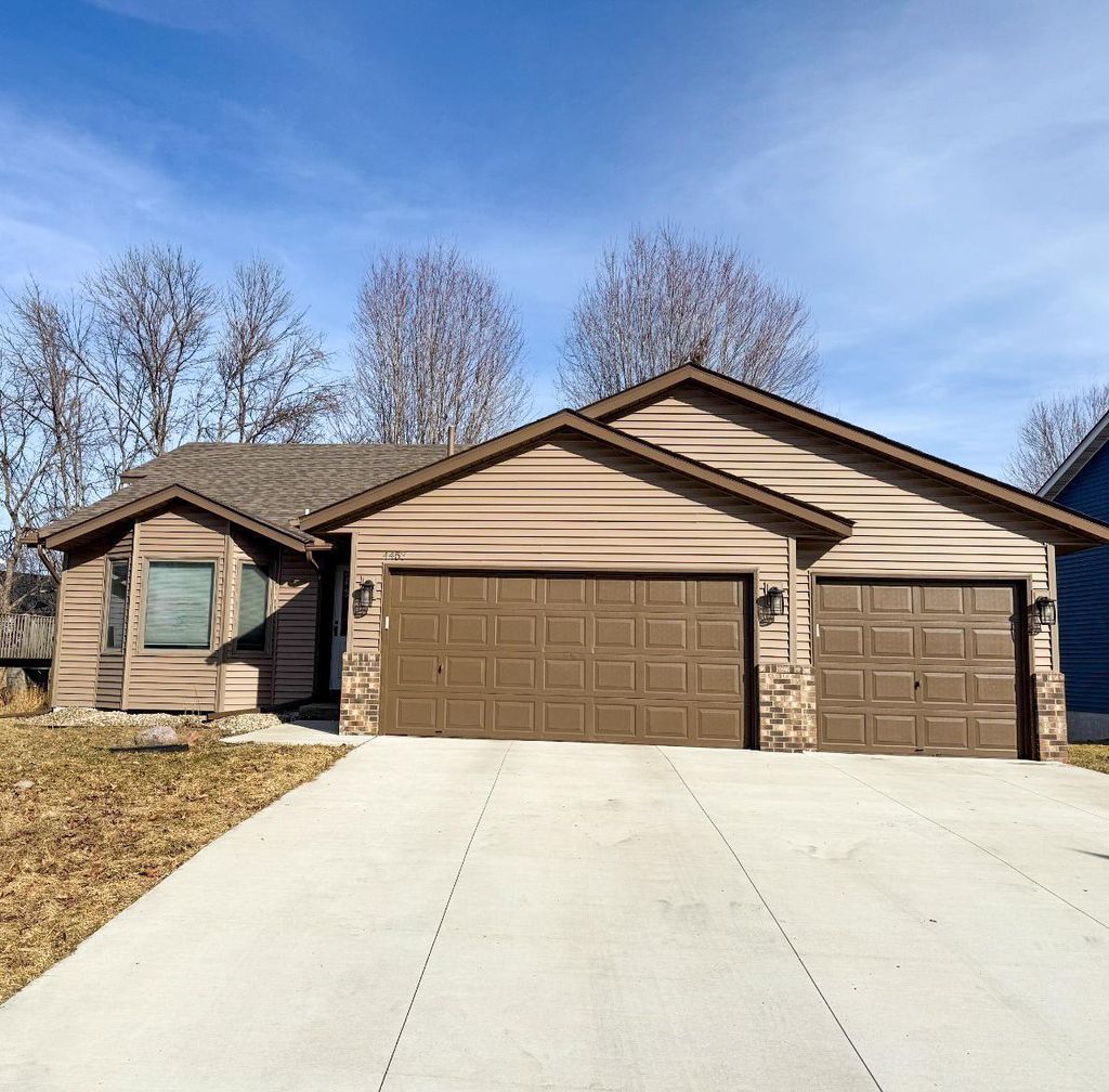 Photo of 4453 Helena Road N, Oakdale, MN 55128 (MLS # 7041259)