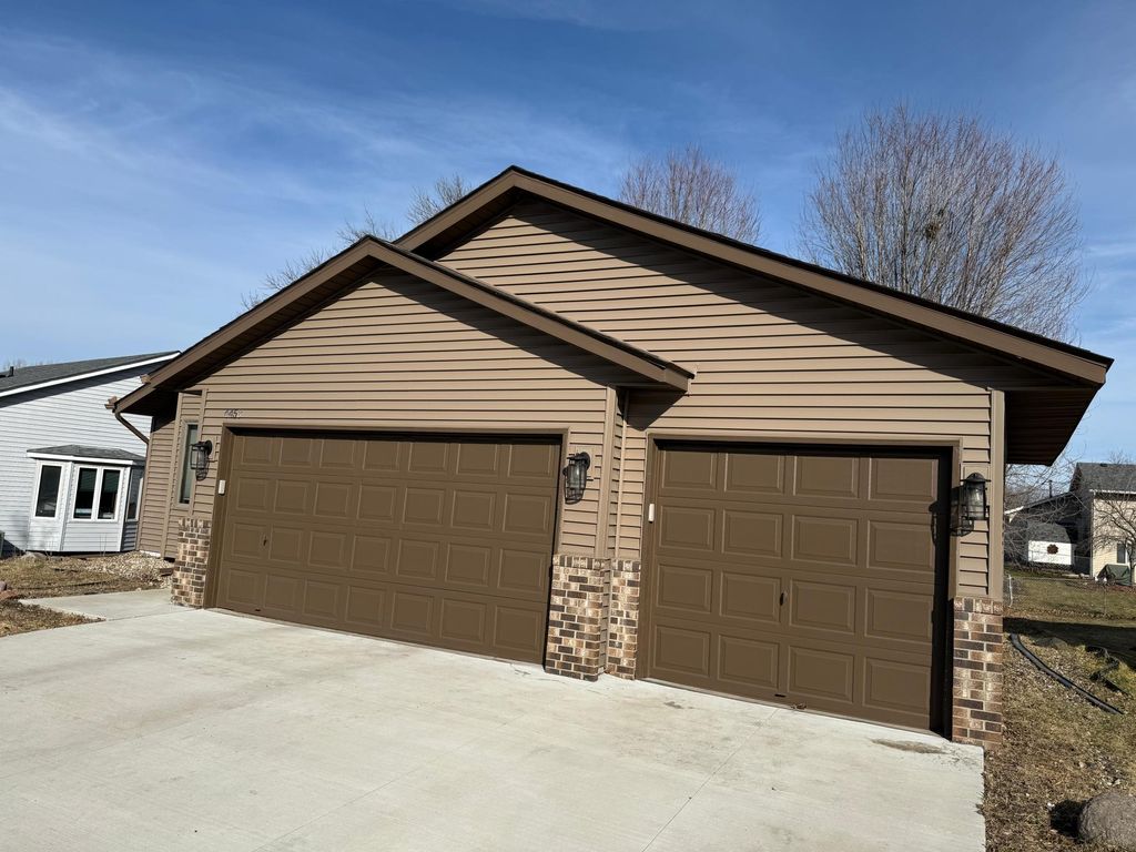 Photo of 4453 Helena Road N, Oakdale, MN 55128 (MLS # 7041259)