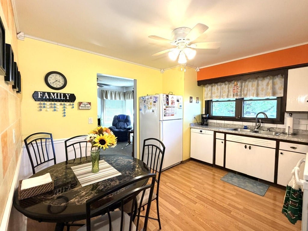 Photo of 514 4th Avenue SE, Stewartville, MN 55976 (MLS # 7149907)