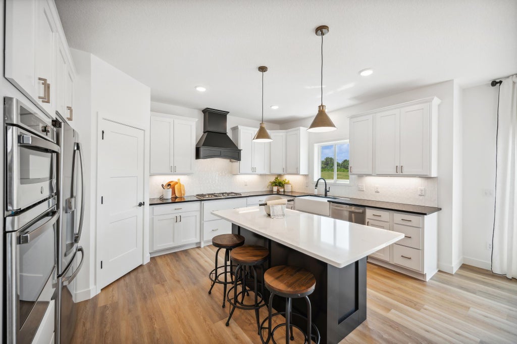 Photo of 819 Walnut Grove Lane, Hanover, MN 55341 (MLS # 7102813)